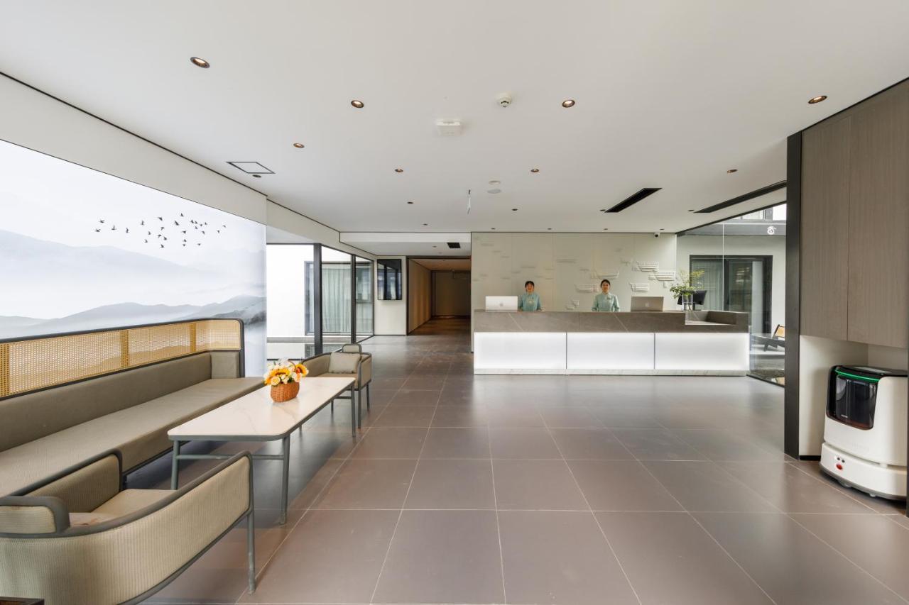 Gongxili - Xige Hotel Free Welcome Tea And Dessert Chengdu Exterior photo